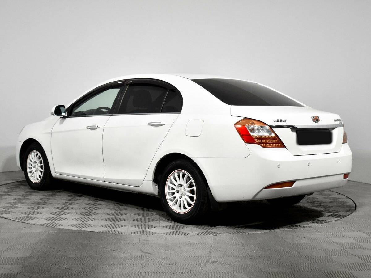 Geely Emgrand EC7