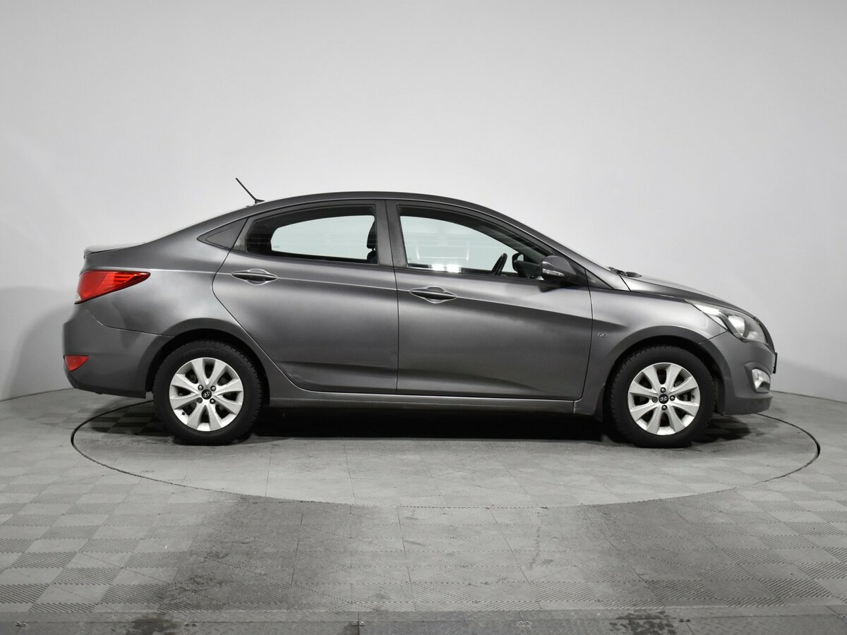 Hyundai Solaris 2016
