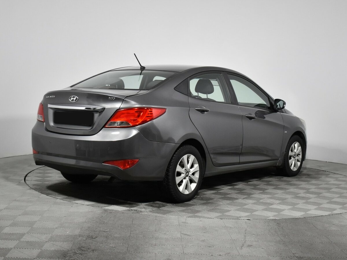 Hyundai Solaris 2016