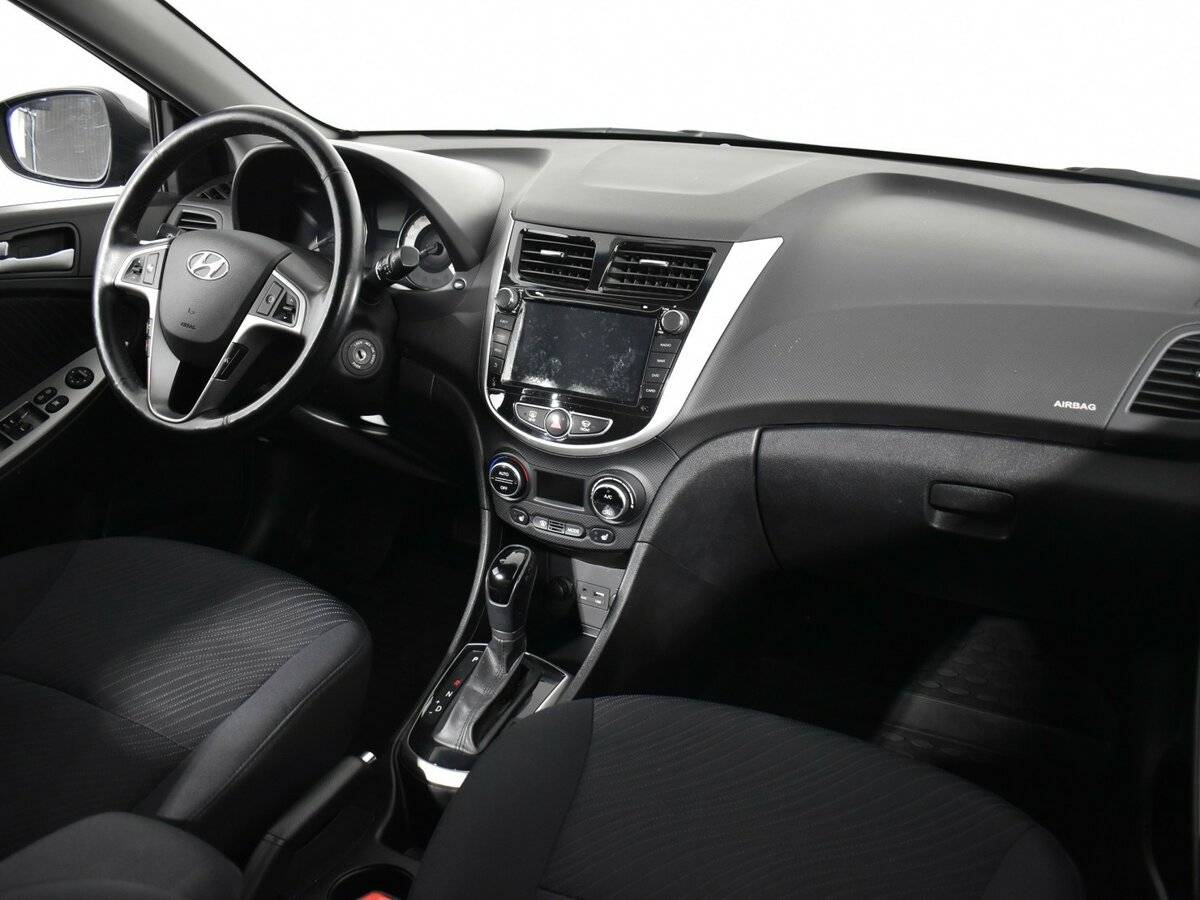Hyundai Solaris 2016
