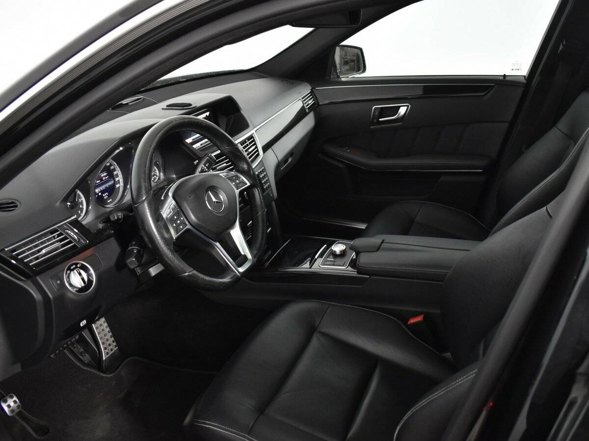 Mercedes-Benz E-Класс 2012