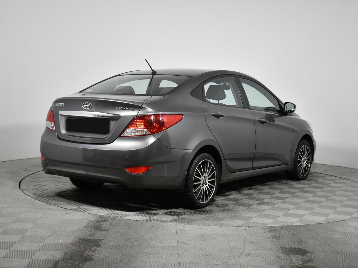 Hyundai Solaris 2013