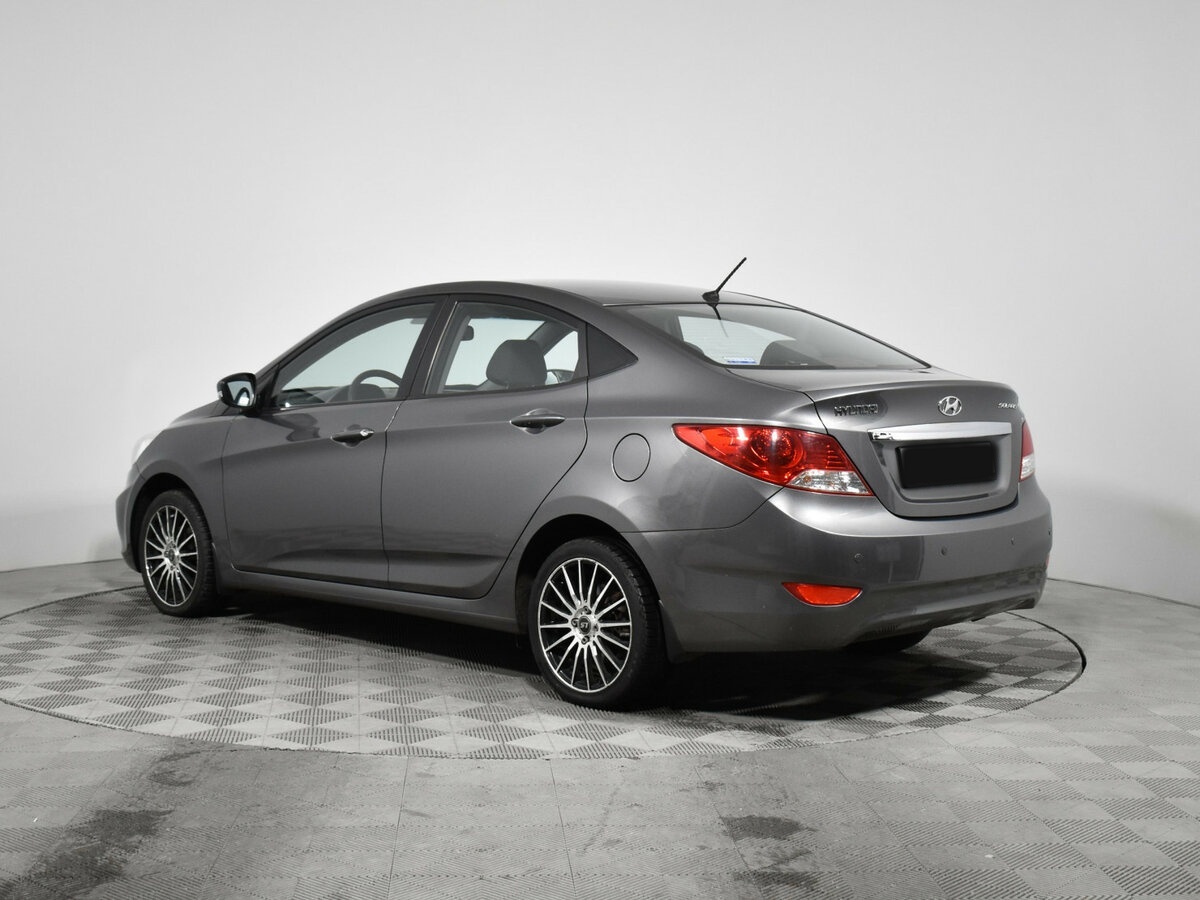 Hyundai Solaris 2013