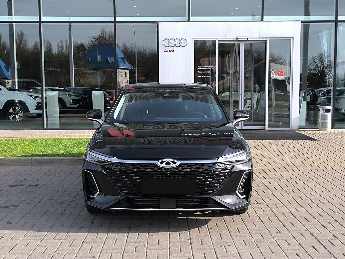 Chery Arrizo 8