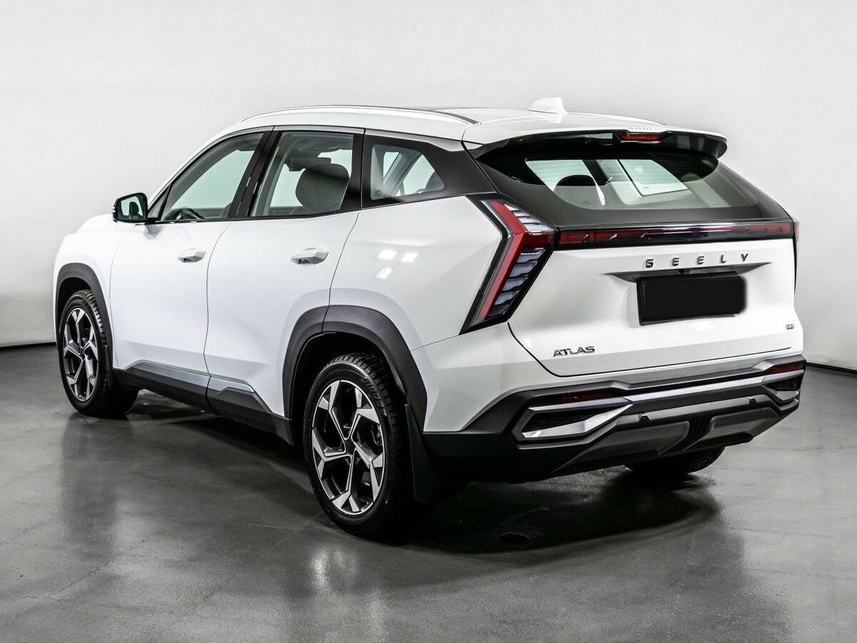 Geely Atlas