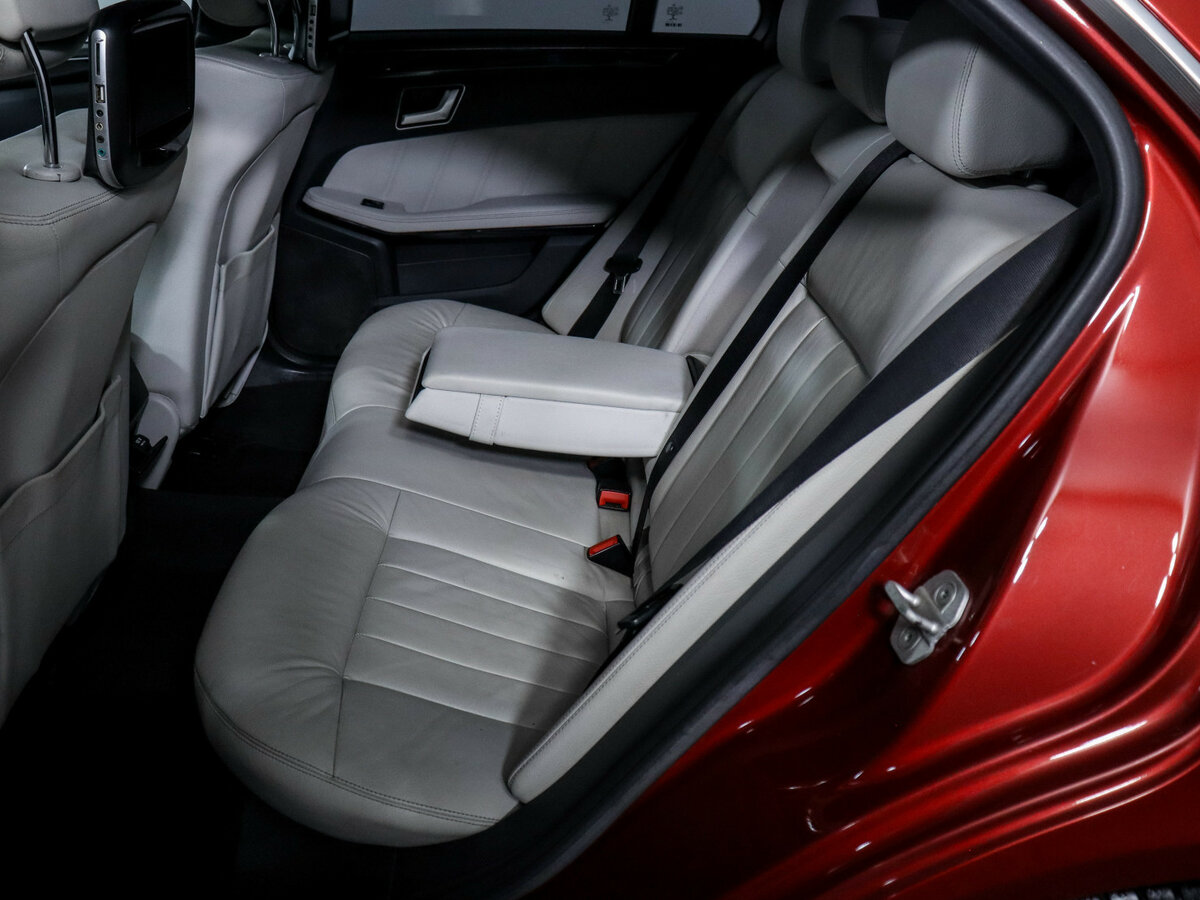 Mercedes-Benz E-Класс 2014