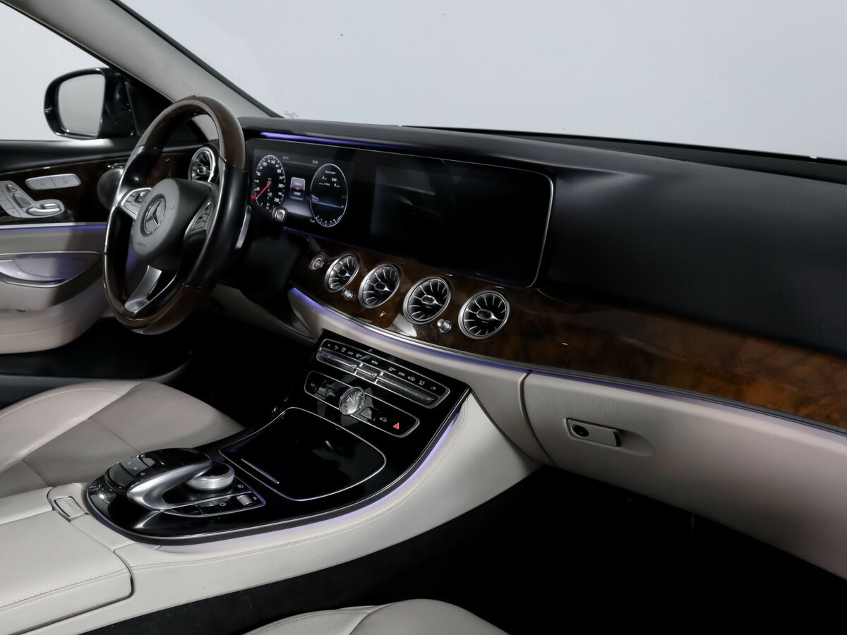 Mercedes-Benz E-Класс 2017