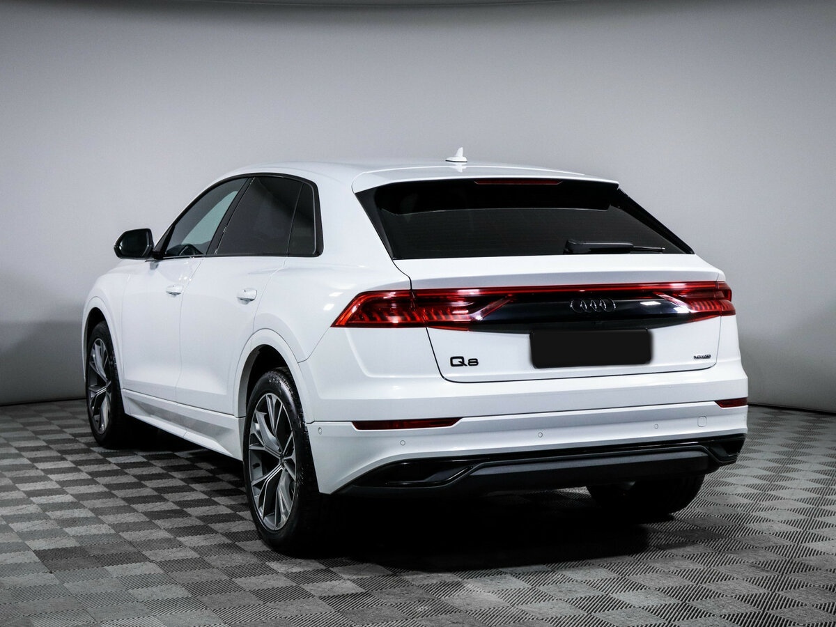 Audi Q8