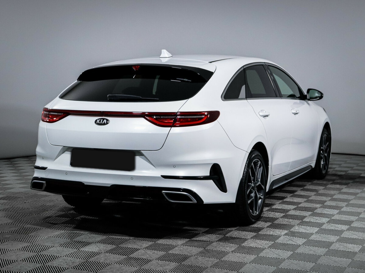 Kia Proceed