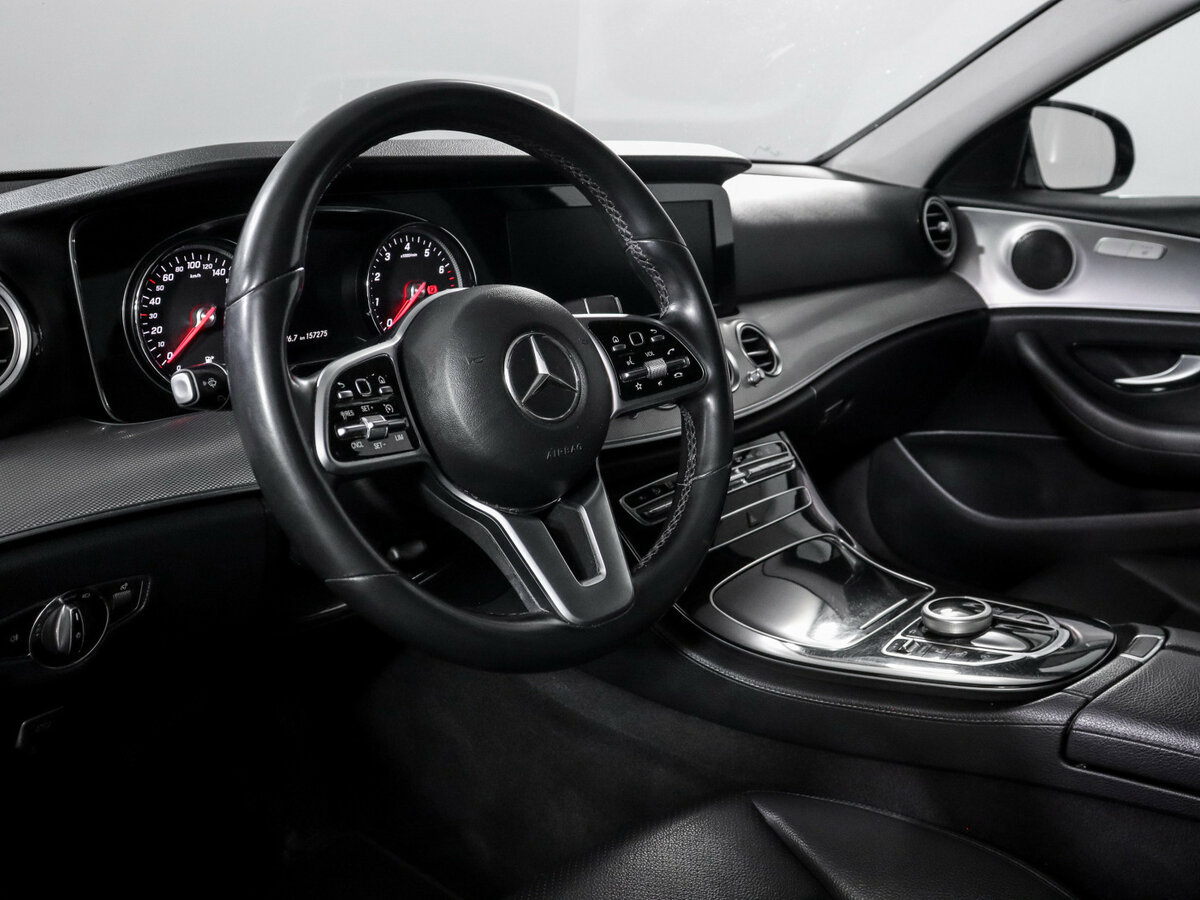 Mercedes-Benz E-Класс 2019