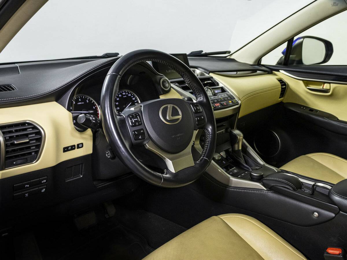 Lexus NX 2015