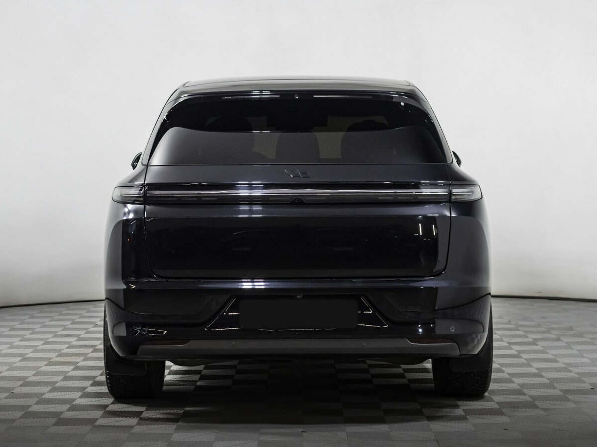 Li Auto (Lixiang) L7