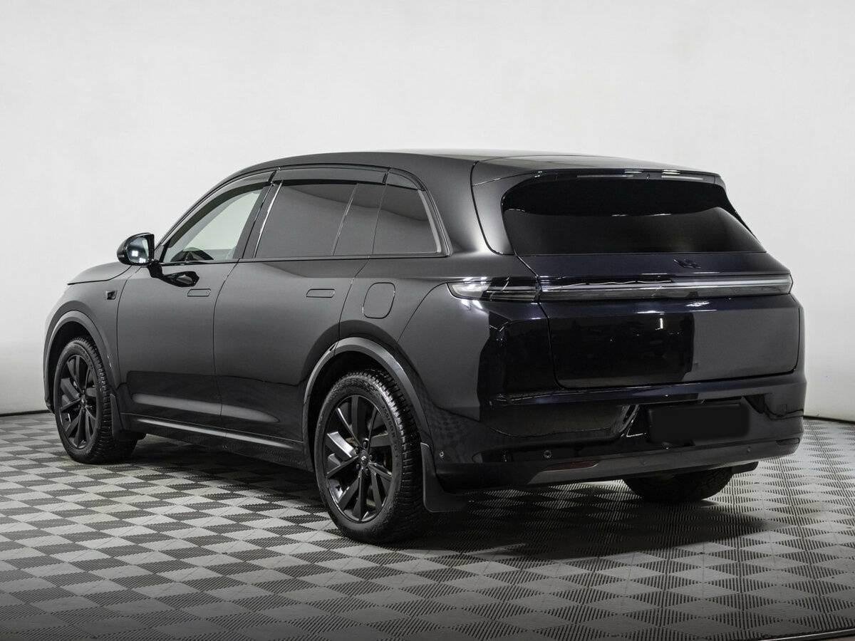 Li Auto (Lixiang) L7