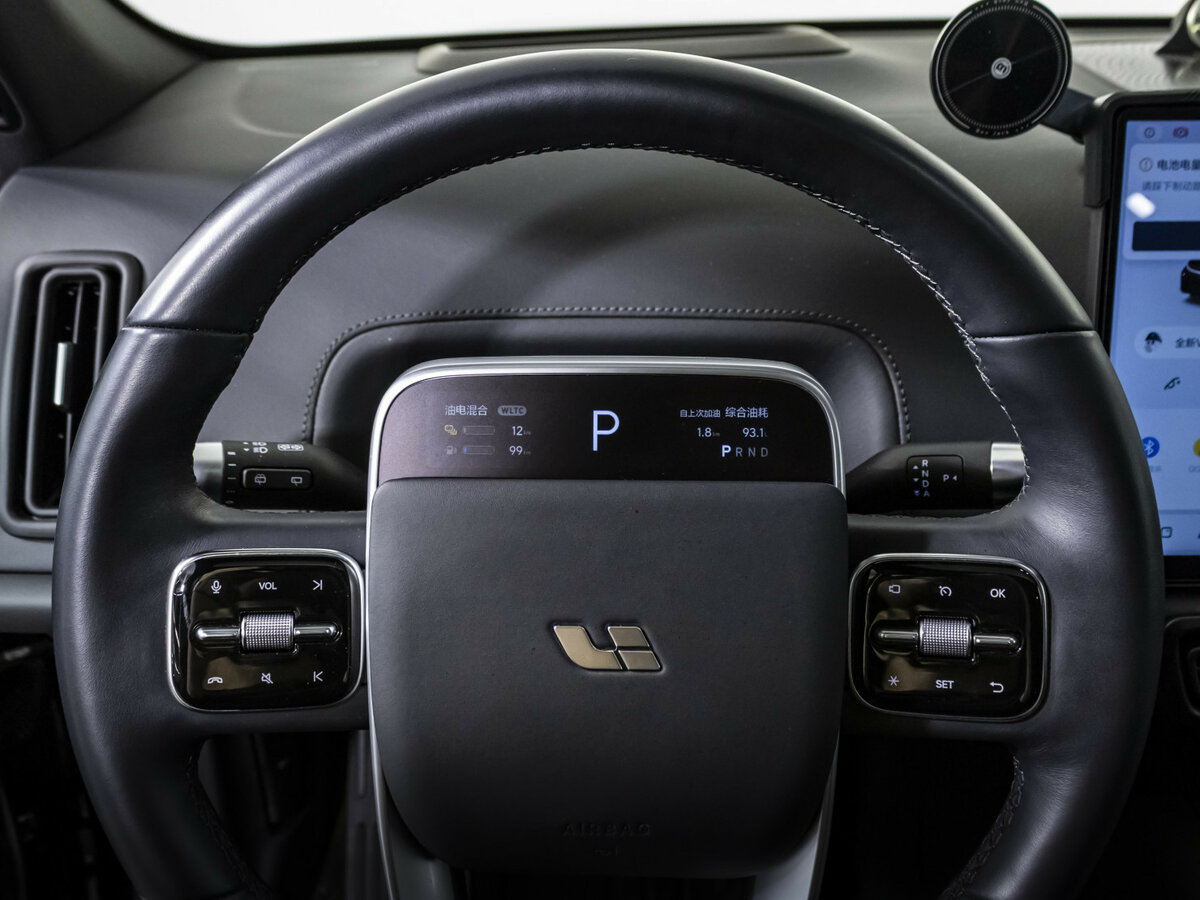 Li Auto (Lixiang) L7 2023