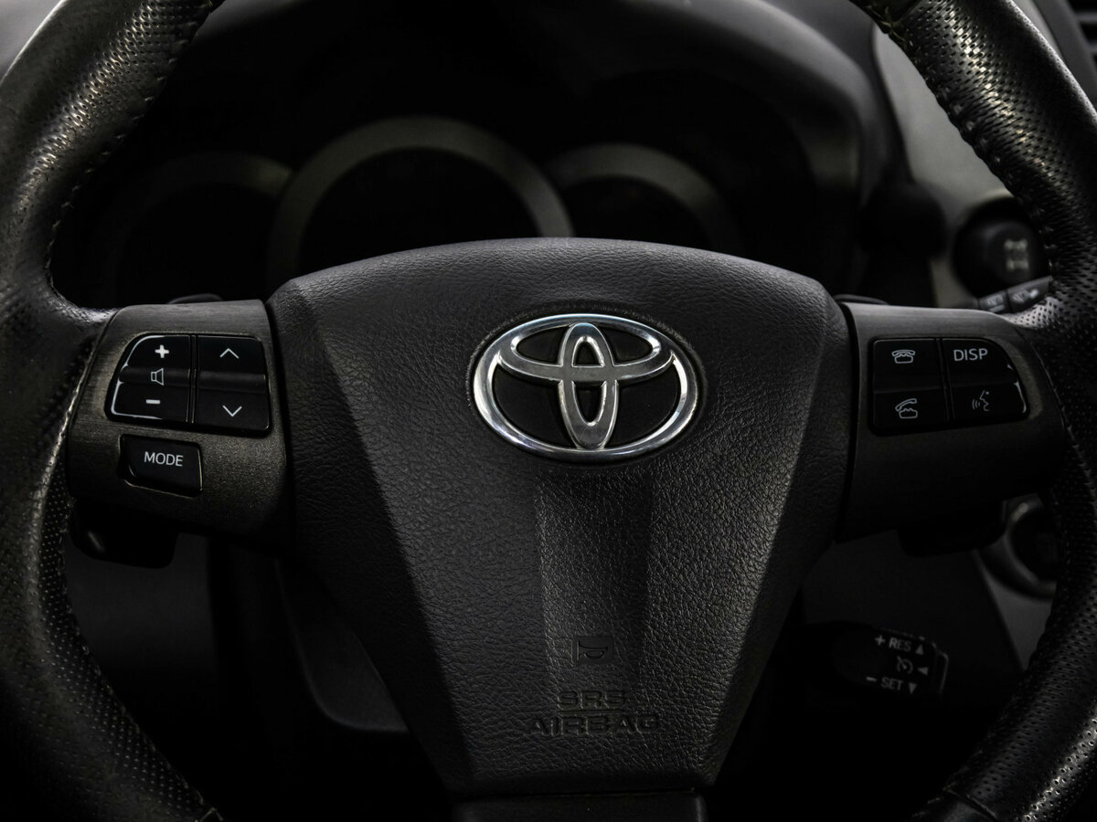 Toyota RAV4 2011