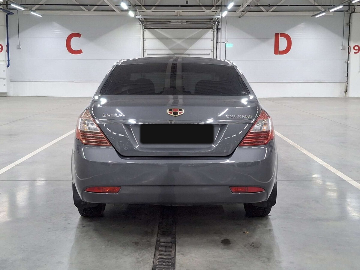Geely Emgrand EC7