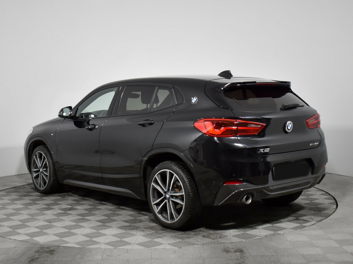 BMW X2