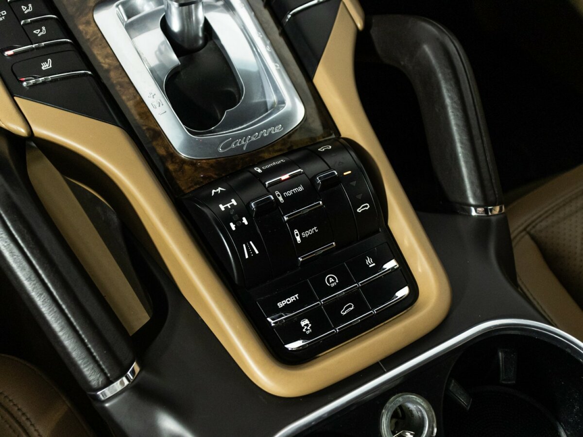 Porsche Cayenne 2011