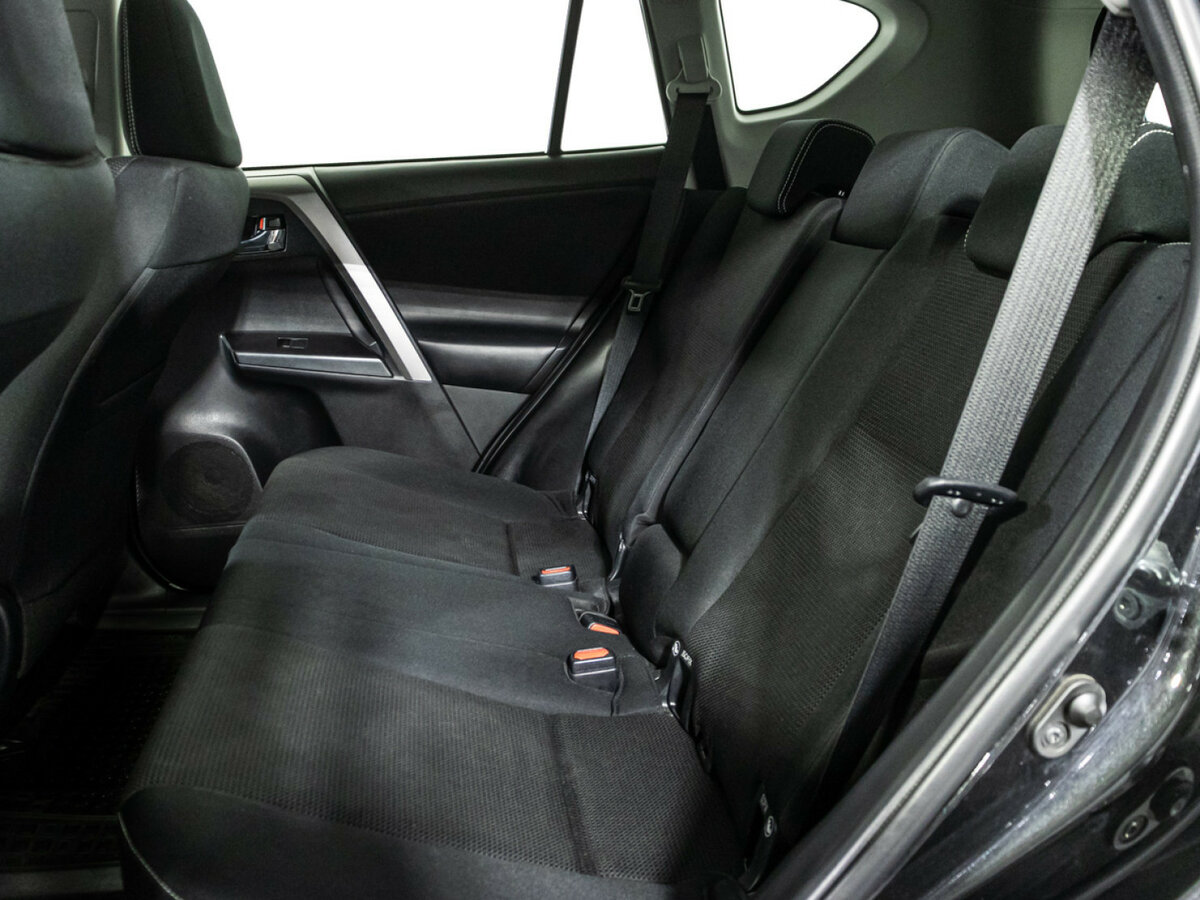 Toyota RAV4 2015