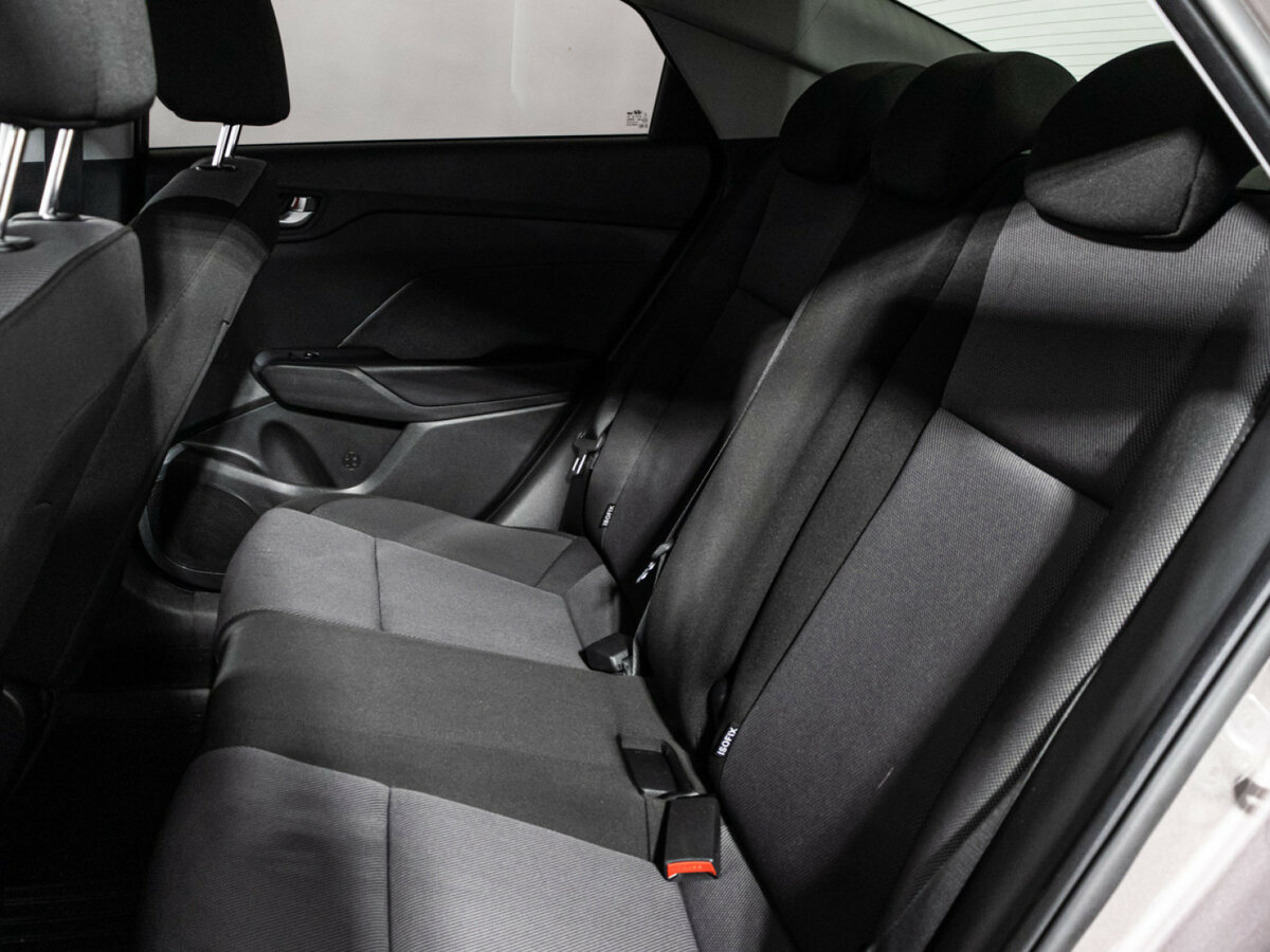 Hyundai Solaris 2018