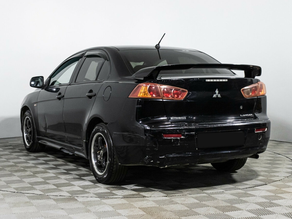 Mitsubishi Lancer