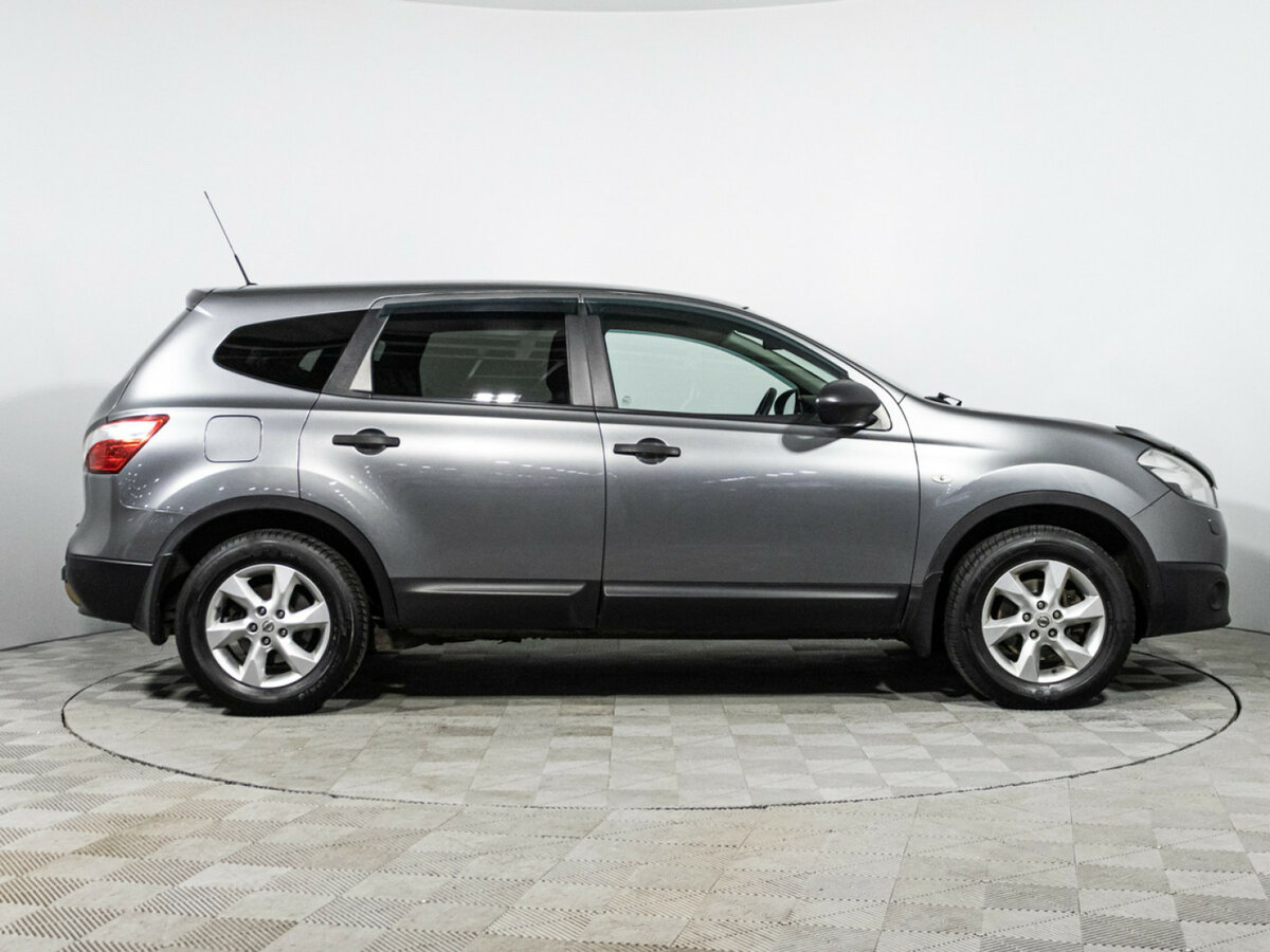 Nissan Qashqai+2