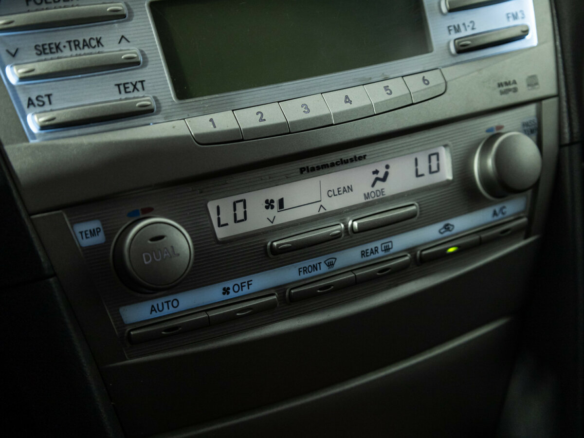 Toyota Camry 2010