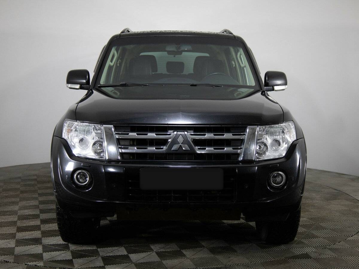 Mitsubishi Pajero 2013