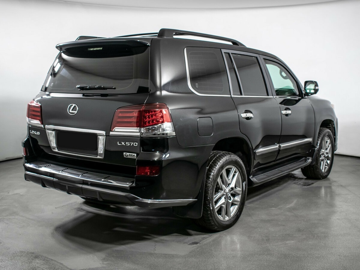 Lexus LX
