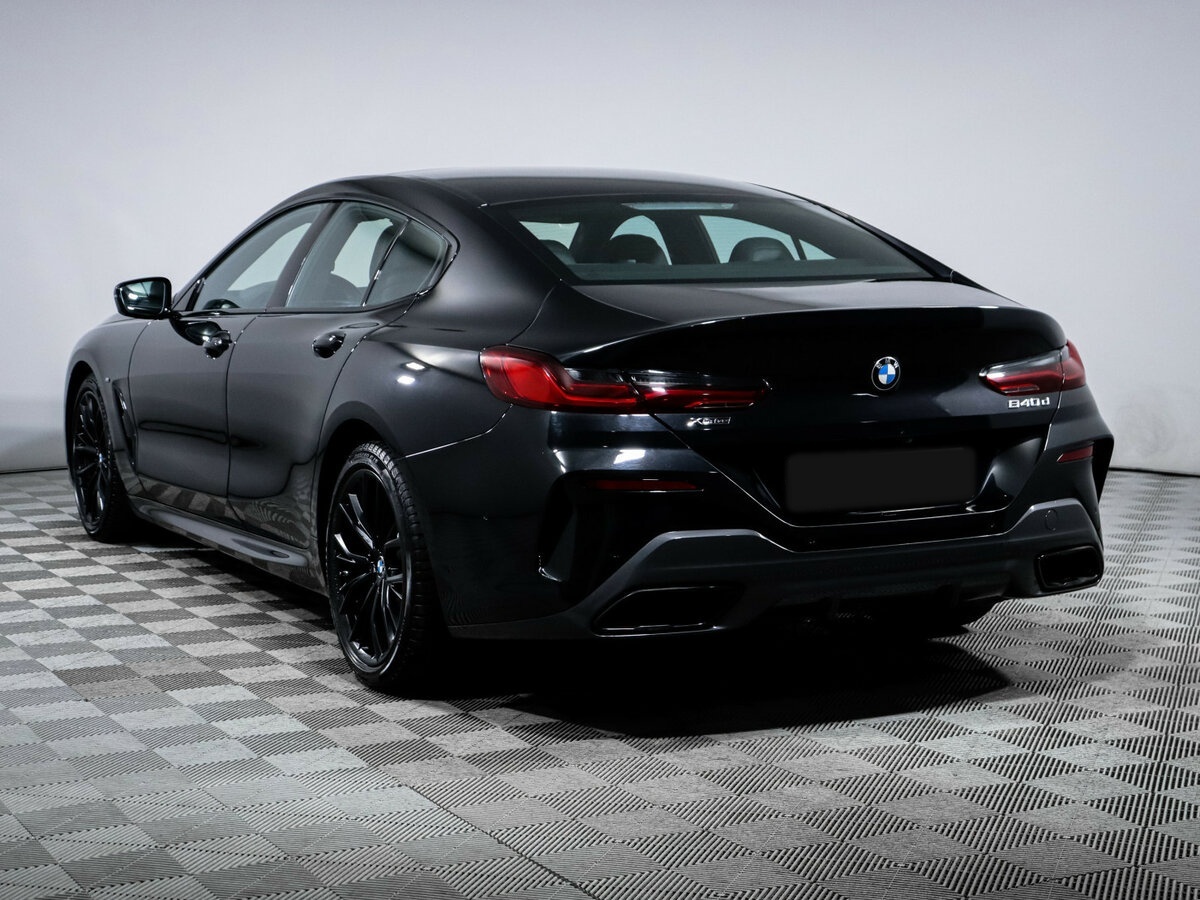 BMW 8 серии 2020