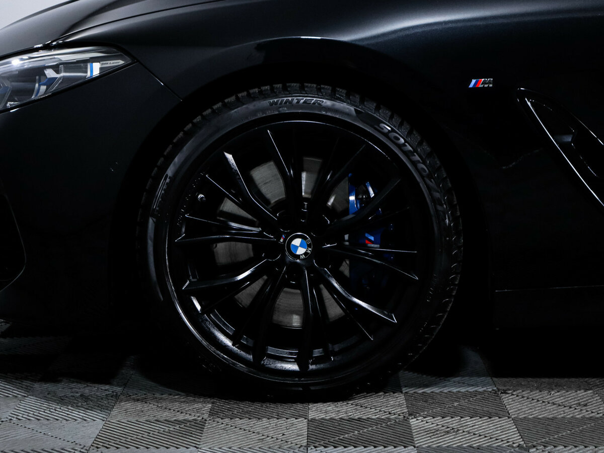 BMW 8 серии 2020