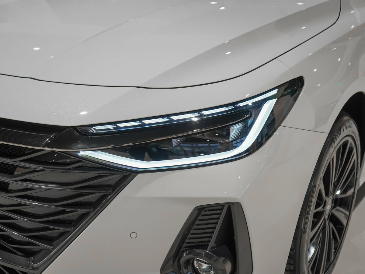 Chery Arrizo 8