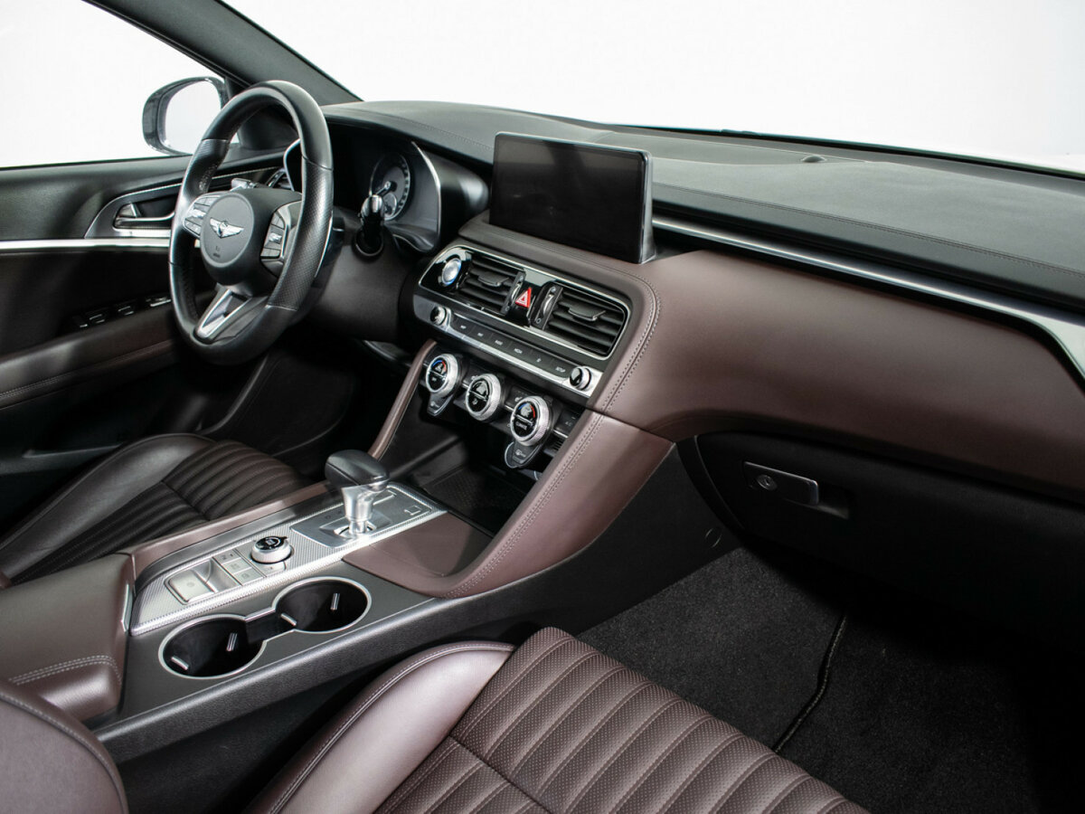 Genesis G70 2021