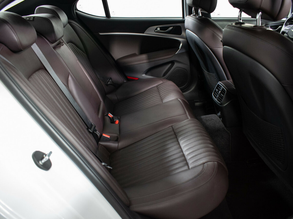 Genesis G70 2021