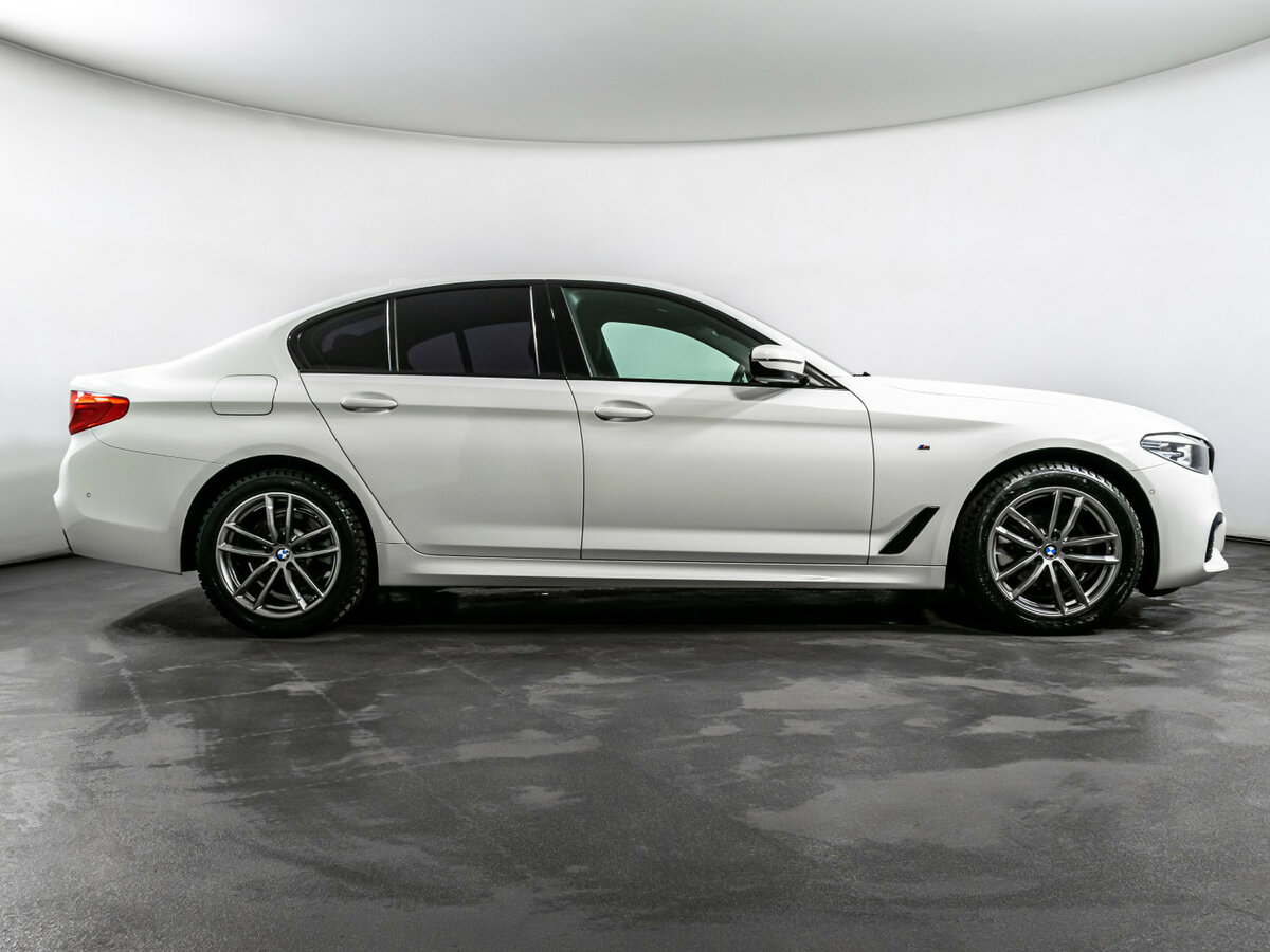 BMW 5 серии 2020
