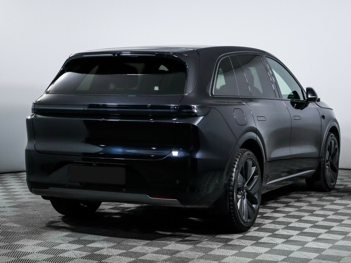 Li Auto (Lixiang) L6