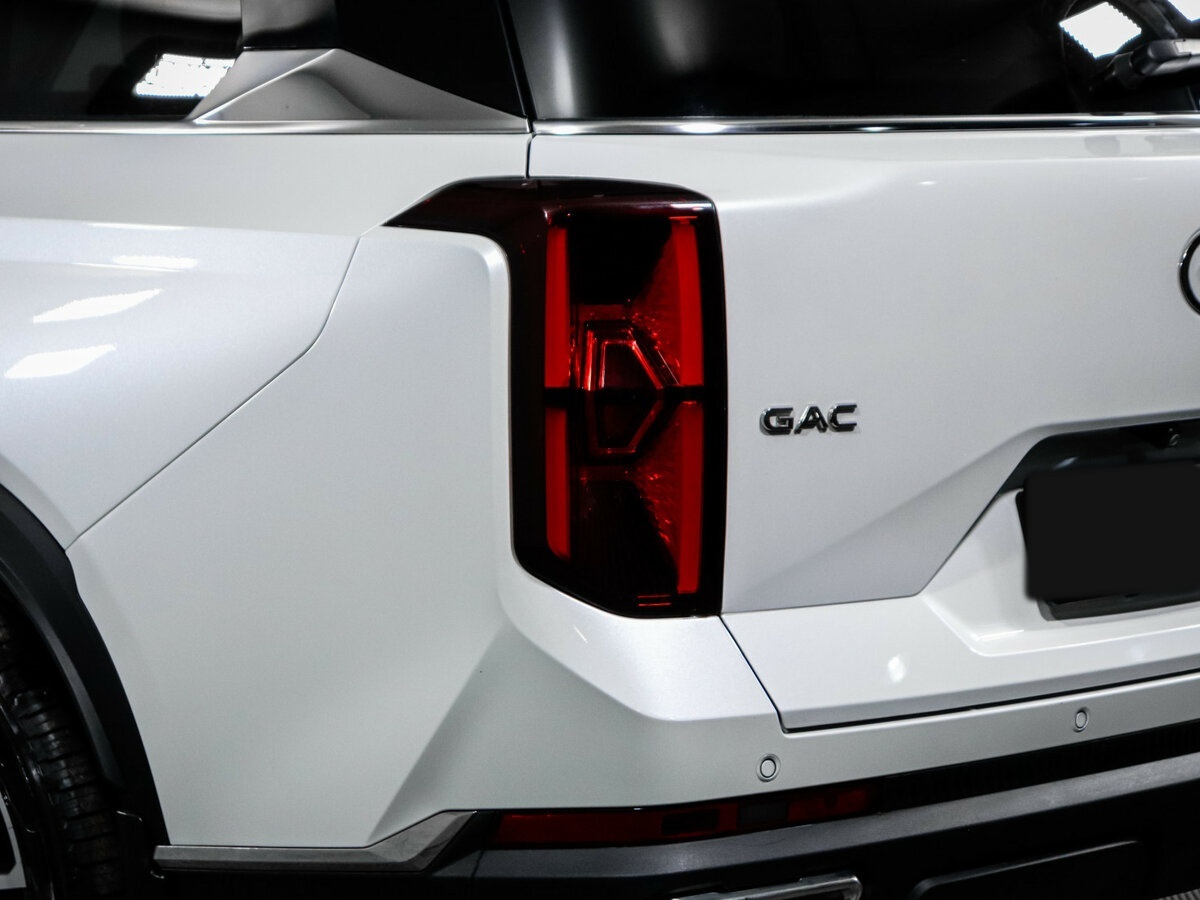 GAC GS8