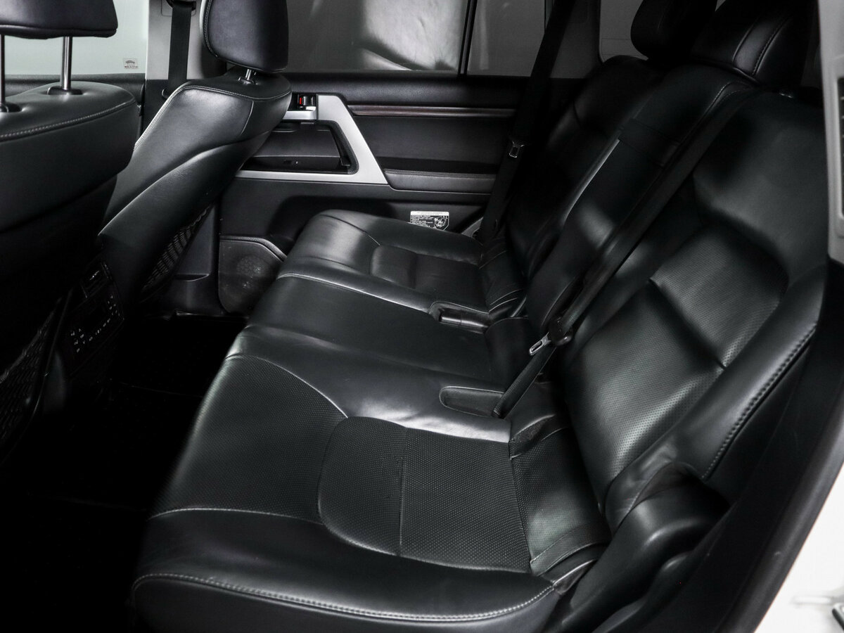 Toyota Land Cruiser 2015