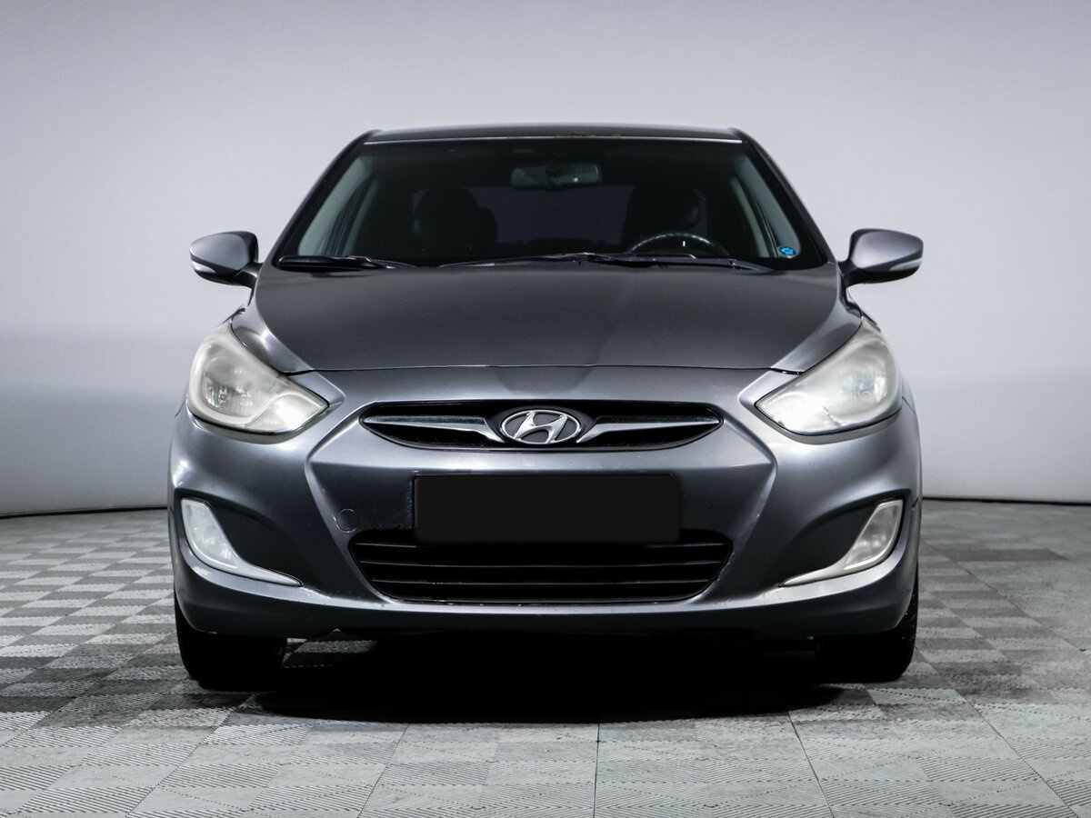 Hyundai Solaris 2012