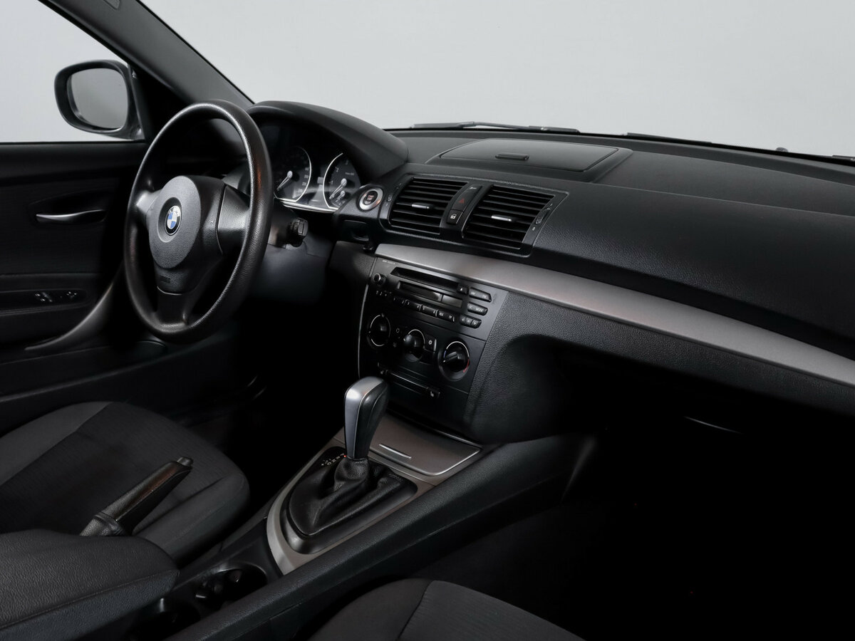 BMW 1 серии 2011