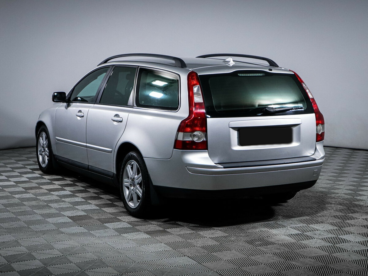 Volvo V50