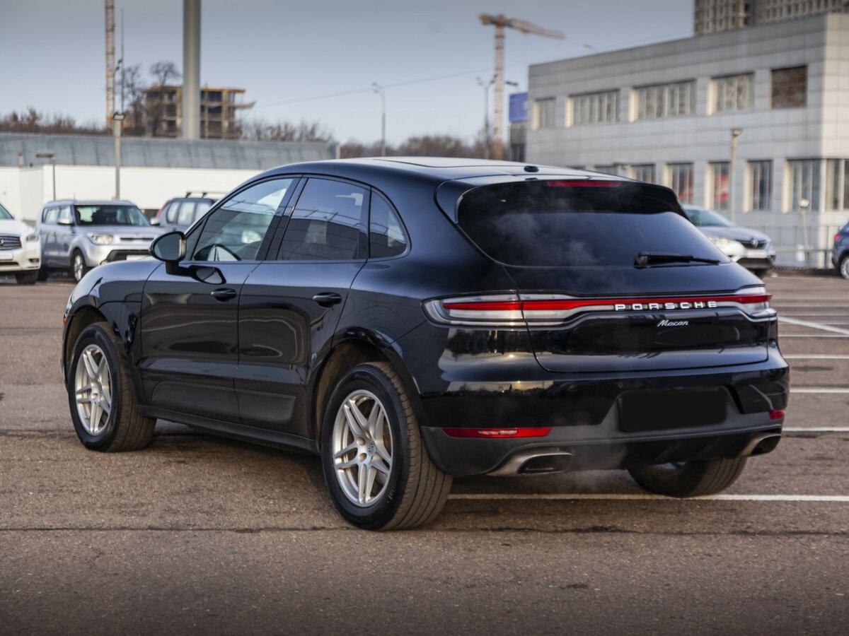 Porsche Macan 2021