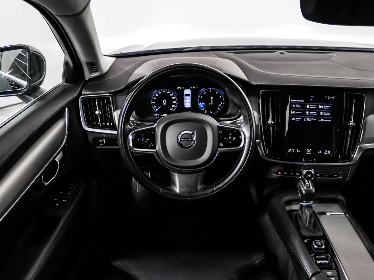 Volvo S90 2019