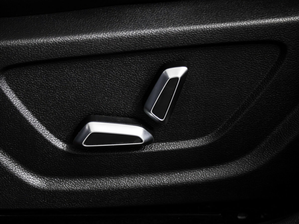 Geely Coolray 2024