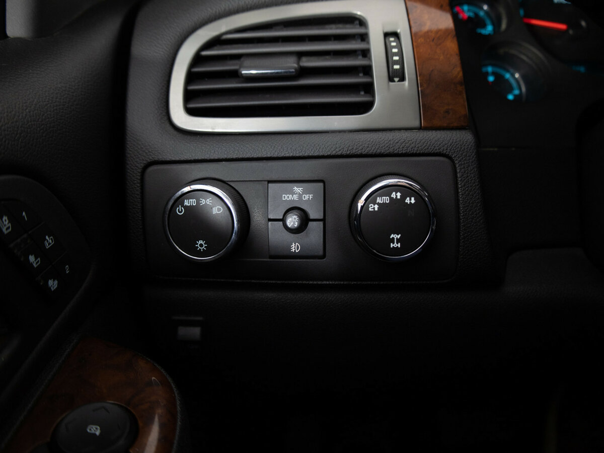 Chevrolet Tahoe 2012