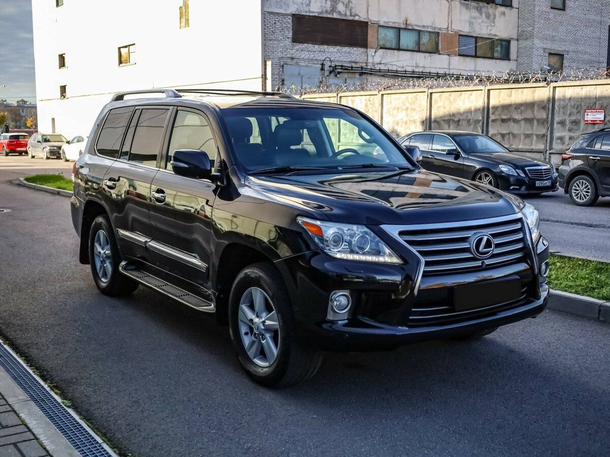 Lexus LX