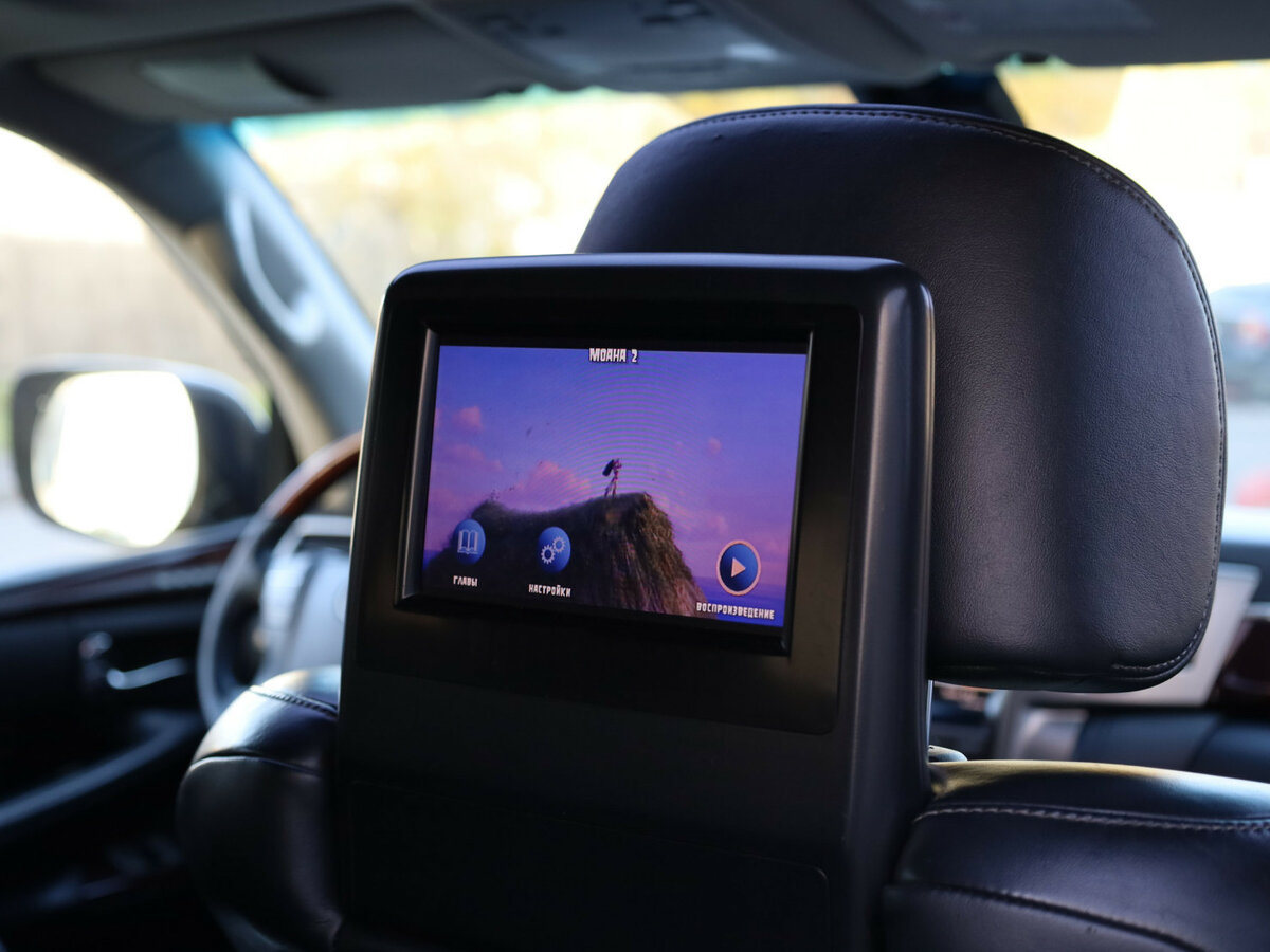 Lexus LX 2012