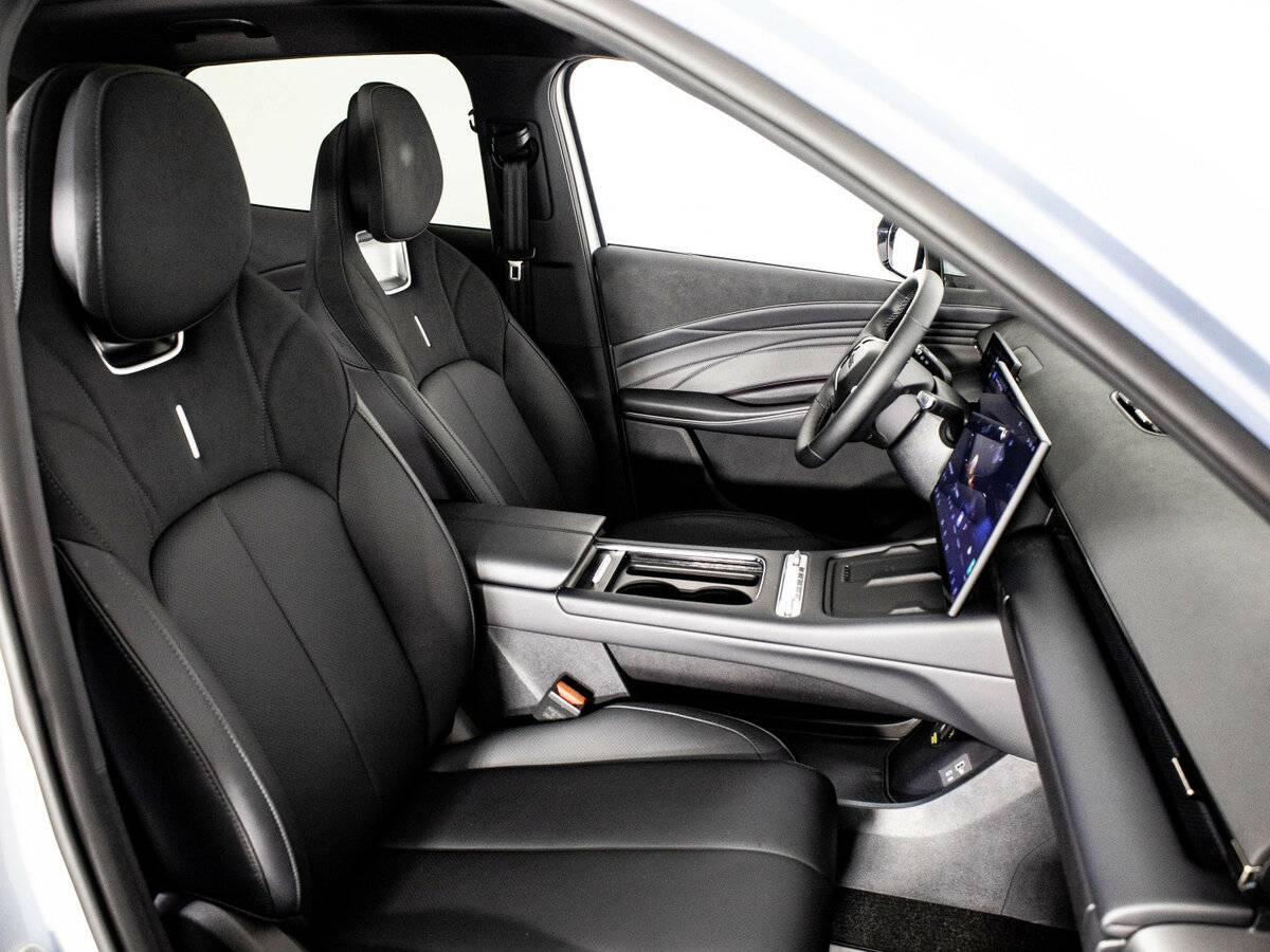 OMODA C7