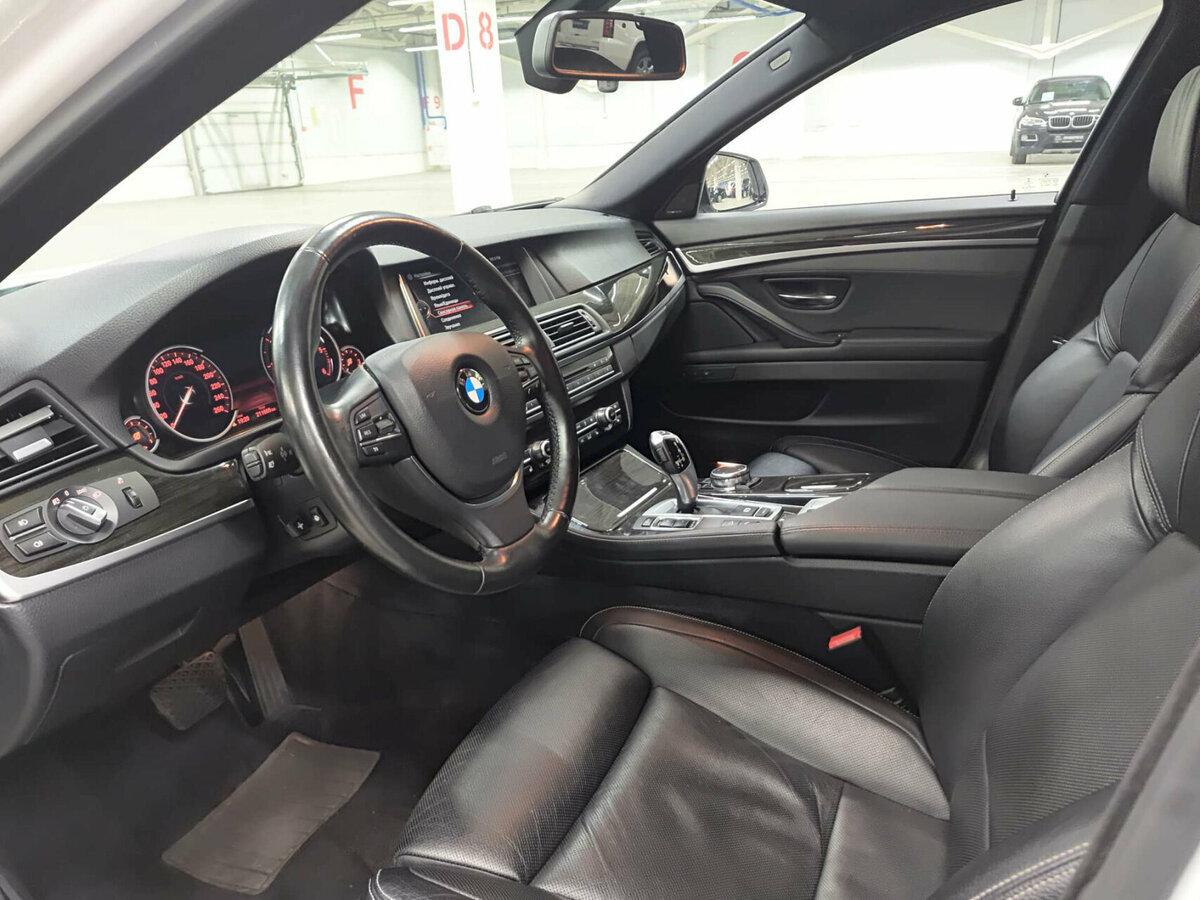 BMW 5 серии 2016