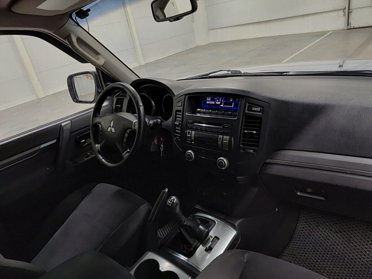 Mitsubishi Pajero 2007